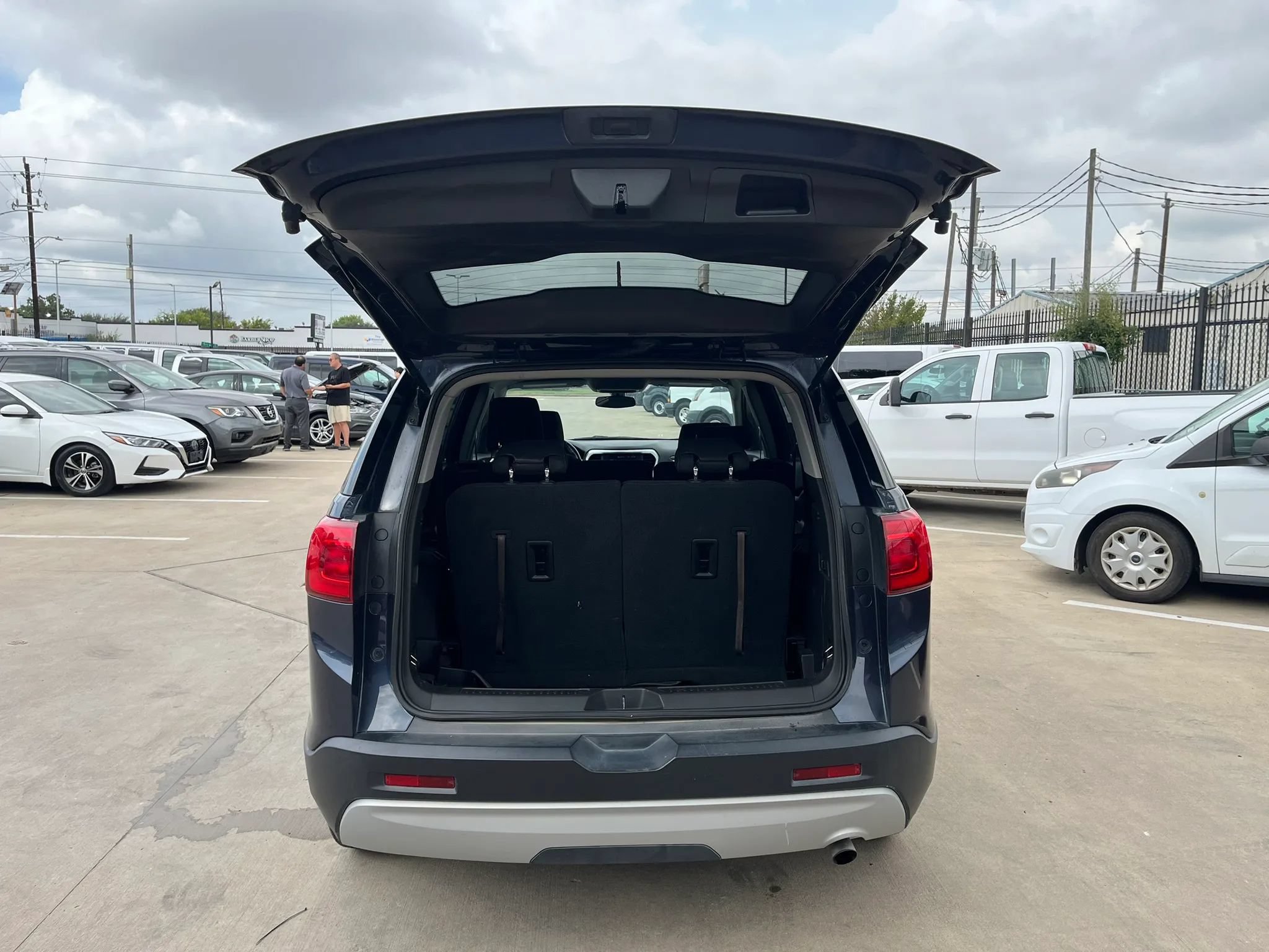 Used 2019 GMC Acadia SLE AWD/4WD image 11