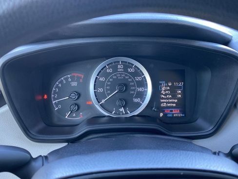Used 2020 Toyota Corolla LE image 13