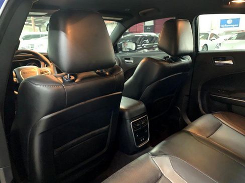 Used 2017 Dodge Charger SXT w/ Plus Group image 36