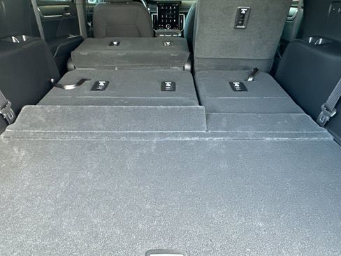 New 2026 GMC Acadia Elevation FWD image 16