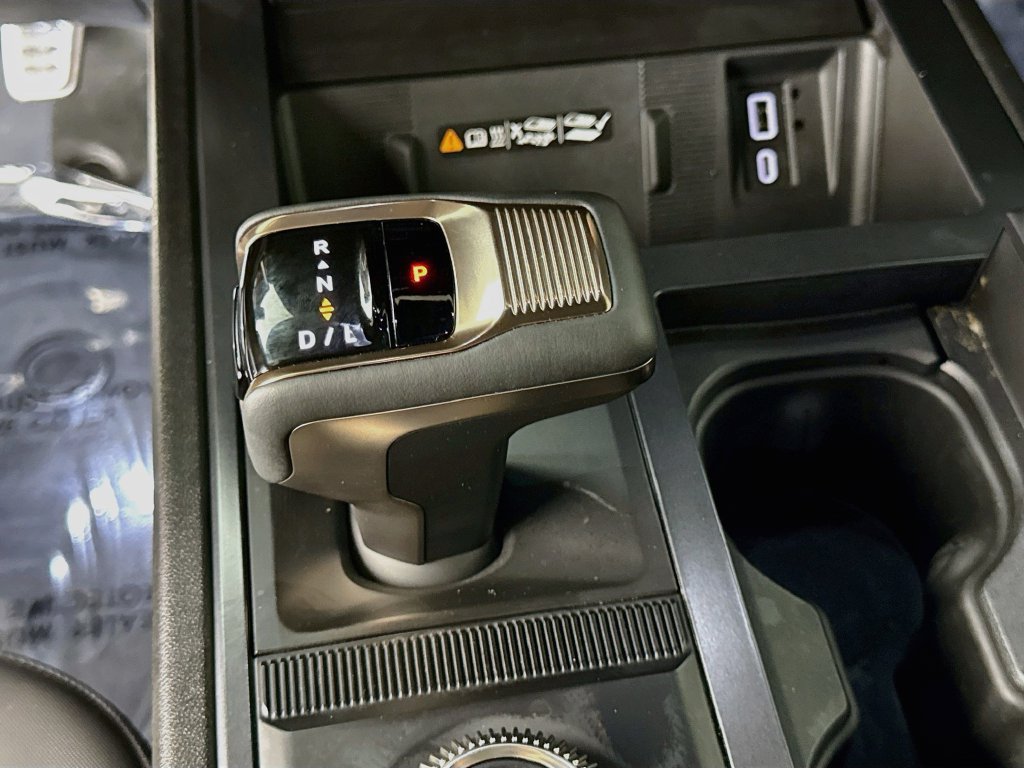 Used 2024 GMC Hummer EV 2X w/ LPO, Illumination Package AWD/4WD image 19