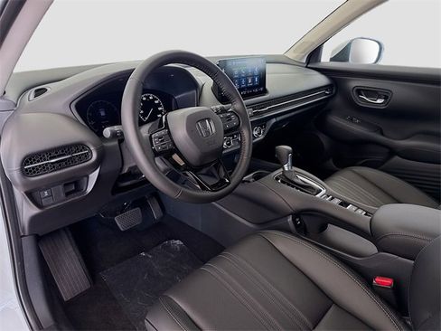 New 2025 Honda HR-V EX-L image 9