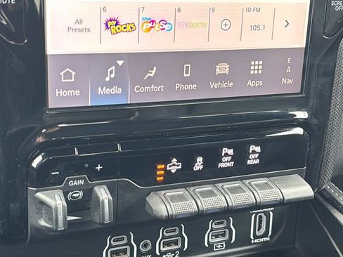 Used 2025 RAM 1500 Limited image 33