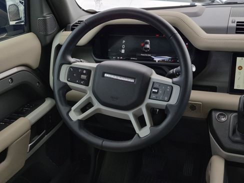 Used 2024 Land Rover Defender 110 X-Dynamic SE AWD/4WD image 19