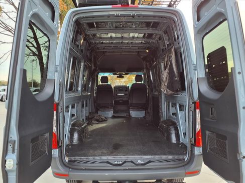 Used 2024 Mercedes-Benz Sprinter 144 Cargo image 10