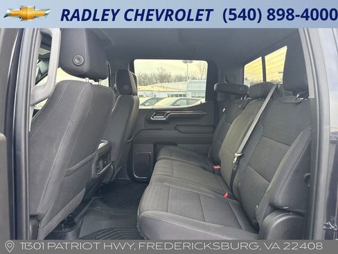 Used 2022 Chevrolet Silverado 1500 LT image 12