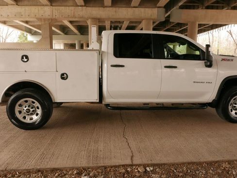 Used 2024 Chevrolet Silverado 3500 W/T w/ WT Fleet Convenience Package image 30