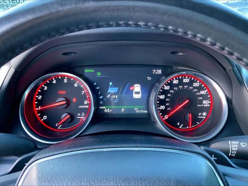 Used 2020 Toyota Camry XSE image 25