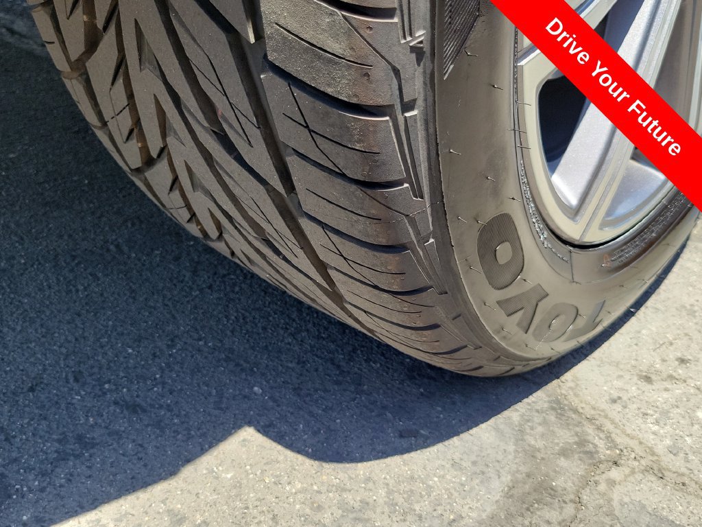 Used 2022 Mercedes-Benz GLS 450 4MATIC image 33