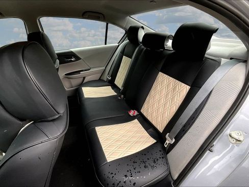 Used 2017 Honda Accord LX image 14