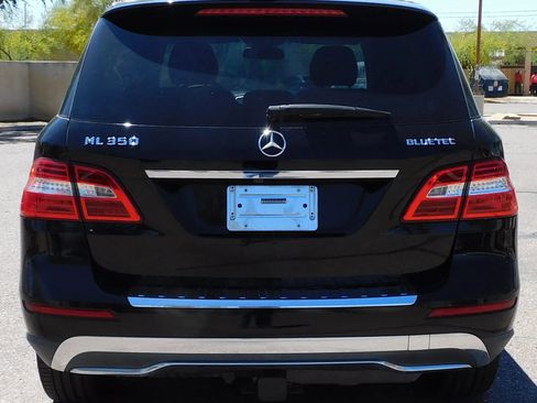 Used 2012 Mercedes-Benz ML 350 BlueTEC 4MATIC image 5