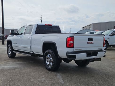 Used 2019 GMC Sierra 3500 Denali w/ Duramax Plus Package image 5