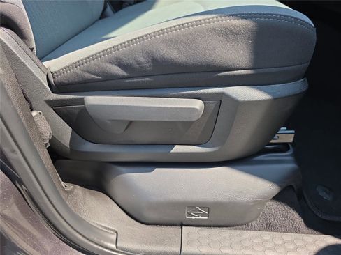 Used 2024 RAM 2500 Big Horn image 34