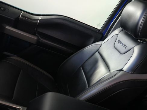 Used 2018 Ford F150 Raptor w/ Equipment Group 802A Luxury image 38