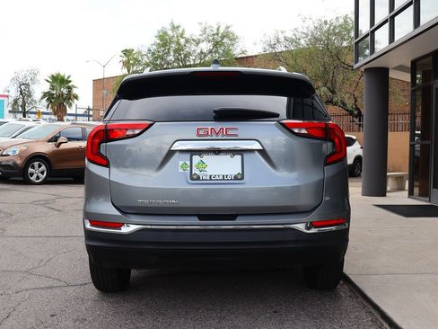 Used 2020 GMC Terrain SLT FWD image 11
