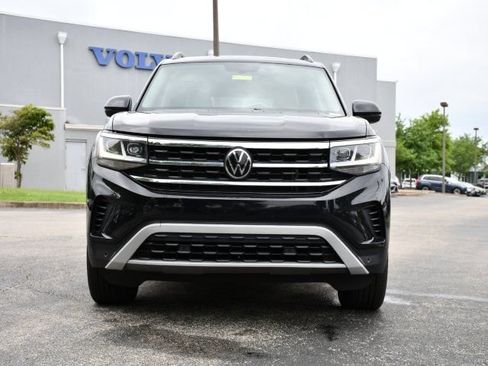 Used 2022 Volkswagen Atlas SE AWD/4WD image 2