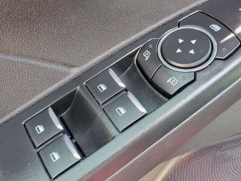 Used 2024 Ford Escape Platinum w/ Premium Technology Package AWD/4WD image 8