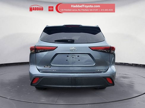 Certified 2023 Toyota Highlander XLE image 4