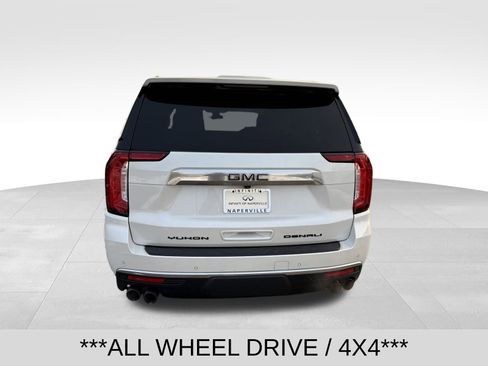 Used 2021 GMC Yukon XL Denali image 4