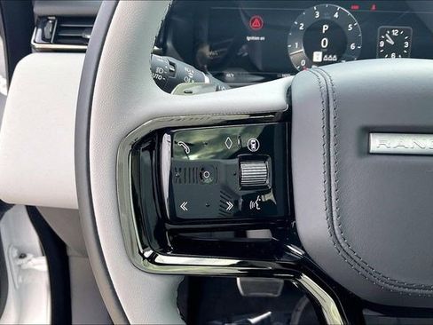 Used 2026 Land Rover Range Rover Velar Dynamic SE image 21
