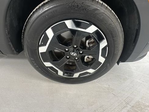 Used 2025 Hyundai Santa Fe SEL image 9