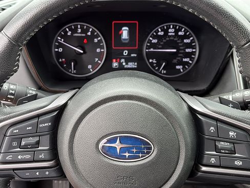 Used 2024 Subaru Outback Premium AWD/4WD image 11