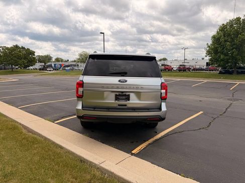Used 2024 Ford Expedition Max XLT AWD/4WD image 9