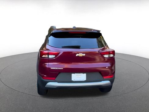 Used 2025 Chevrolet TrailBlazer LT image 12