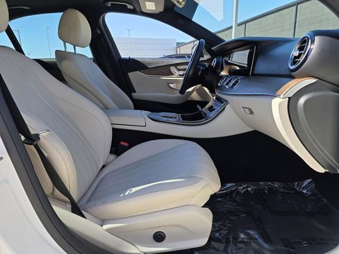 Used 2022 Mercedes-Benz E 350 Sedan image 25