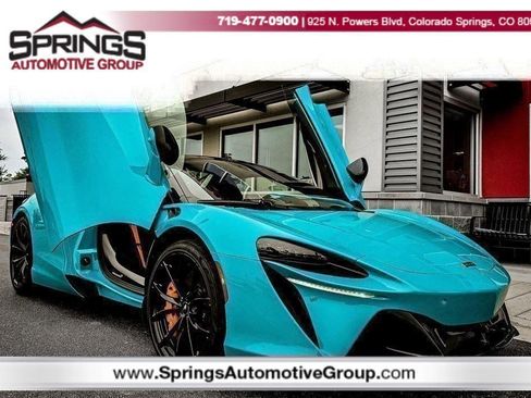 Used 2025 McLaren Artura Spider image 1