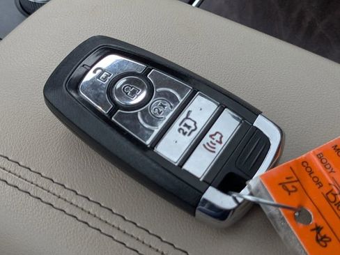 Used 2023 Lincoln Navigator Reserve image 34