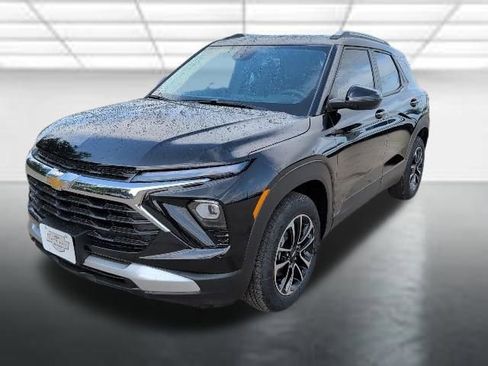 New 2026 Chevrolet TrailBlazer LT w/ Convenience Package FWD image 26