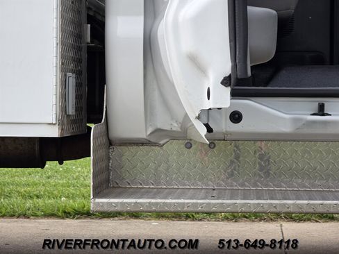 Used 2007 Ford F550 4x4 Super Cab Super Duty image 28
