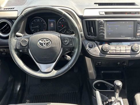Used 2017 Toyota RAV4 XLE AWD/4WD image 12