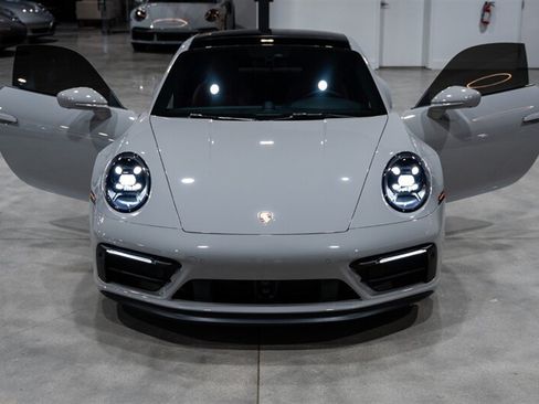 Used 2024 Porsche 911 Carrera GTS RWD image 35