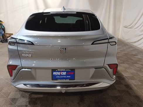 Used 2025 Buick Envista Avenir image 4