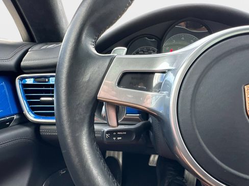 Used 2015 Porsche Panamera GTS image 33