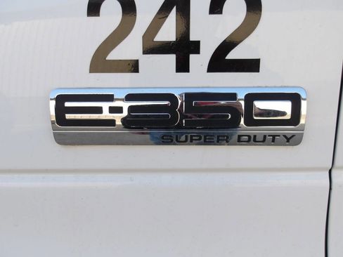 Used 2008 Ford E-350 and Econoline 350 Super Duty image 26