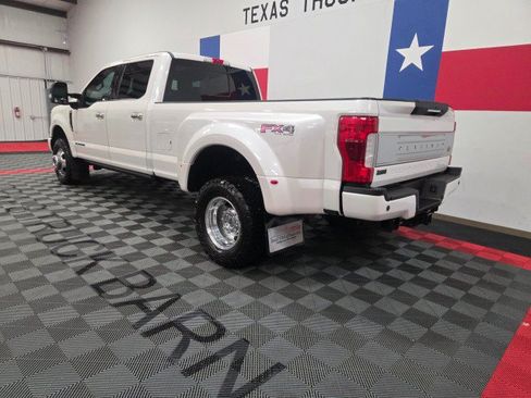 Used 2017 Ford F350 Platinum w/ Platinum Ultimate Package AWD/4WD image 5