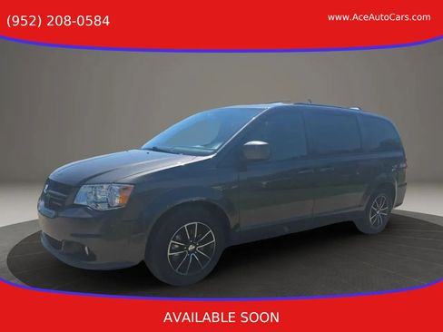 Used 2018 Dodge Grand Caravan GT FWD image 1