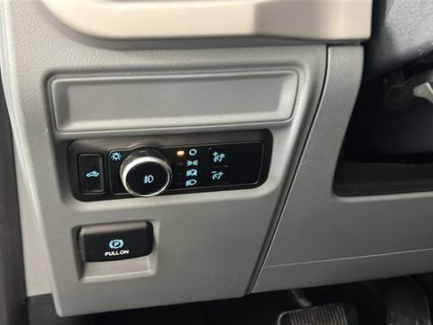 Used 2023 Ford F150 XLT AWD/4WD image 20