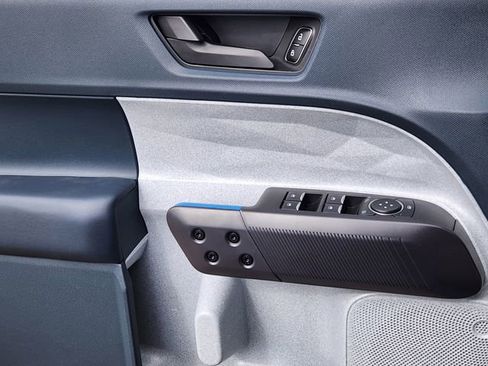 New 2026 Ford Maverick XLT AWD/4WD image 9