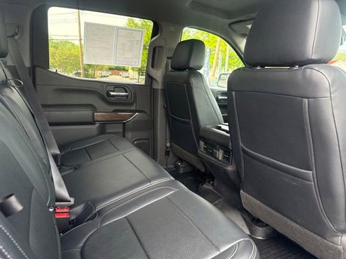 Used 2021 Chevrolet Silverado 1500 LT Trail Boss w/ LPO, Dark Essentials Package AWD/4WD image 22