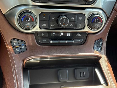Used 2015 Chevrolet Tahoe LTZ AWD/4WD image 18