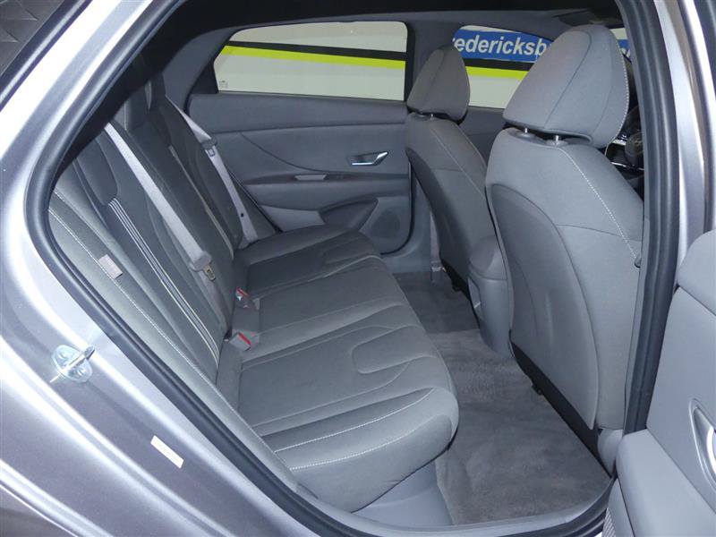 Used 2026 Hyundai Elantra Hybrid FWD image 20