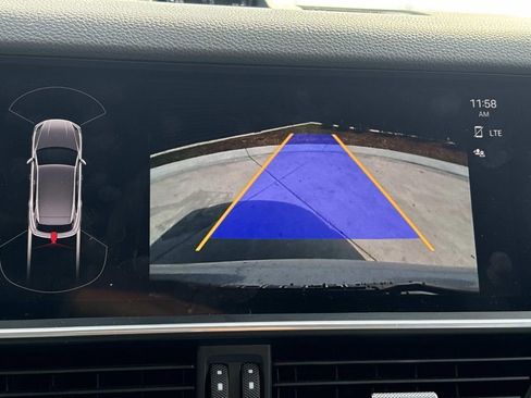 Certified 2023 Porsche Cayenne image 8