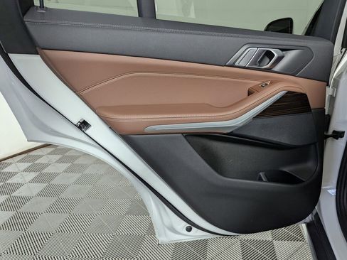 Used 2021 BMW X5 xDrive40i w/ Premium Package 2 image 46