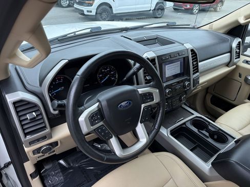 Used 2020 Ford F250 Lariat w/ Lariat Ultimate Package AWD/4WD image 20