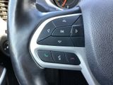Used 2018 Jeep Cherokee Latitude Plus w/ Cold Weather Group image 5