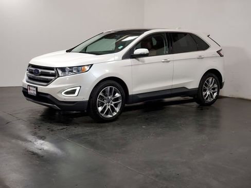 Used 2015 Ford Edge Titanium w/ Equipment Group 302A image 5